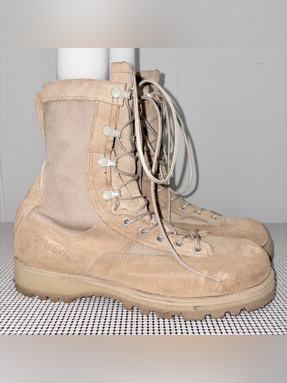 Belleville 03-D-0322 Gore-Tex Tan Military Combat Boots Men 8.5 R Vibram USA